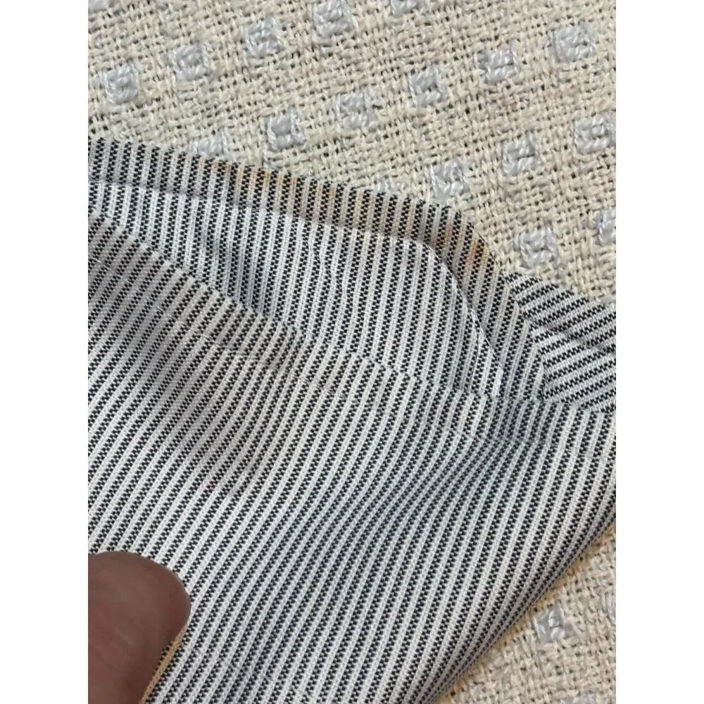 Banana Republic Men’s M Non-Iron Slim Fit Blue White Micro Stripe Shirt